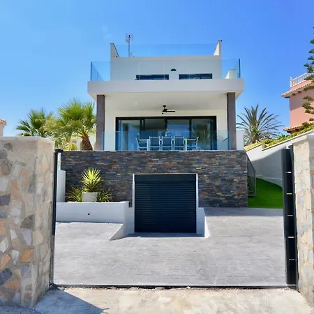 Vila Exclusive Beachfront