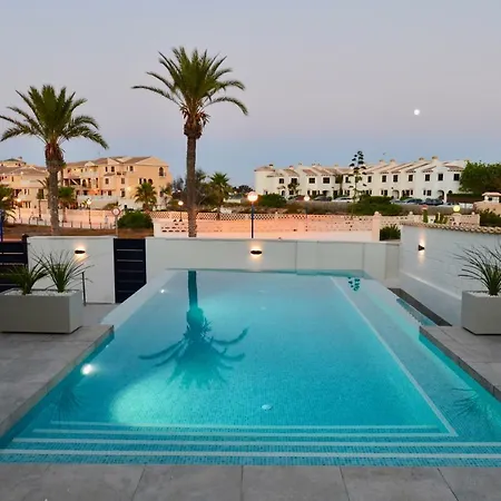 Vila Exclusive Beachfront Cabo Roig