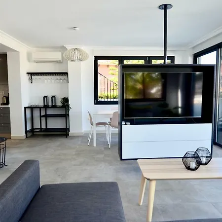 Exclusive Beachfront Cabo Roig